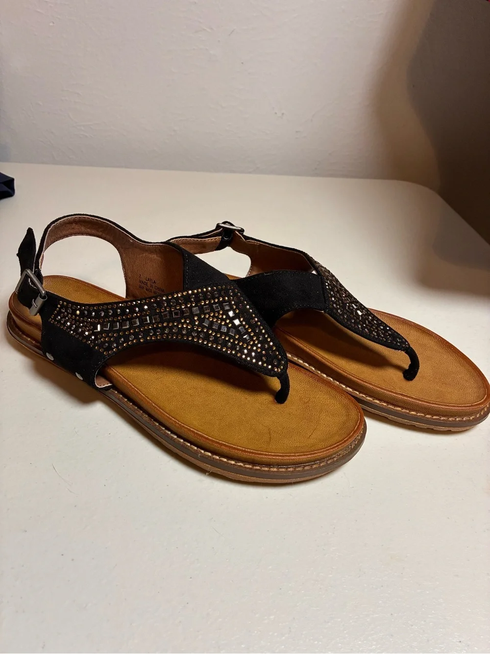 Boutique by Corky’s Layla size 7 Embellished Thong Sandals not wide